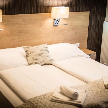 Easy Suites Hévíz Heviz Exterior foto